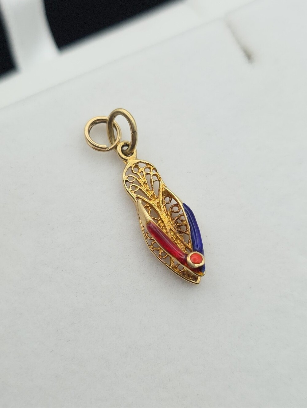 Vintage Fine Jewelry 14k Gold Enamel Sandal Flip Flop Charm Pendant Beach Travel